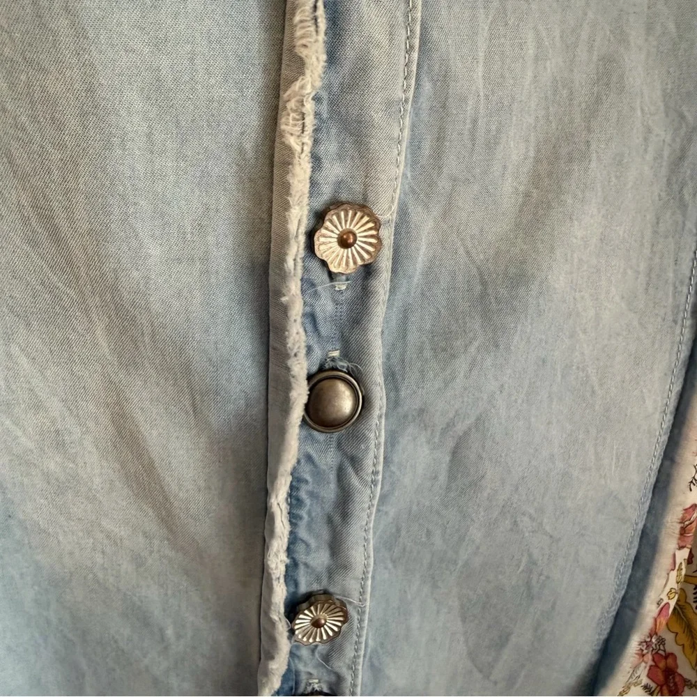 POL Light Wash Denim Patchwork Button Down Bohemian Shirt Top, Size Large - Picture 6 of 10